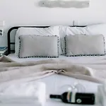 Mike's Апартаменты *