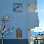 Mike's Апартаменты *