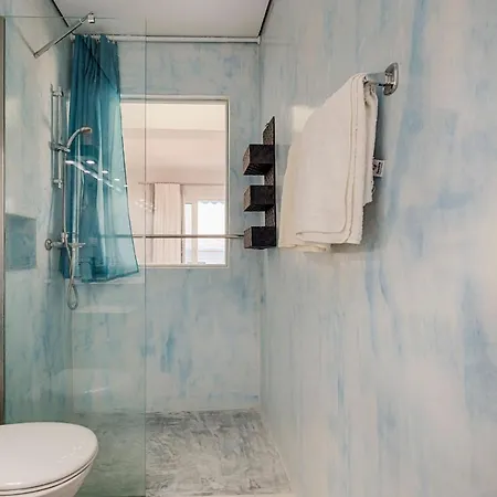 Mike's * Χαράκι